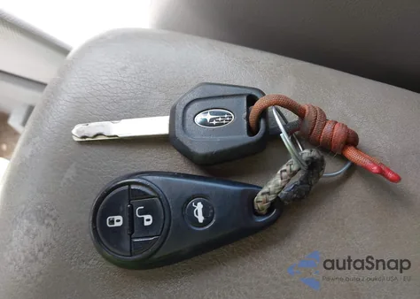 2010 Subaru Forester 2.5X Limited из США, поврежденный, VIN JF2SH6DC5AH777741